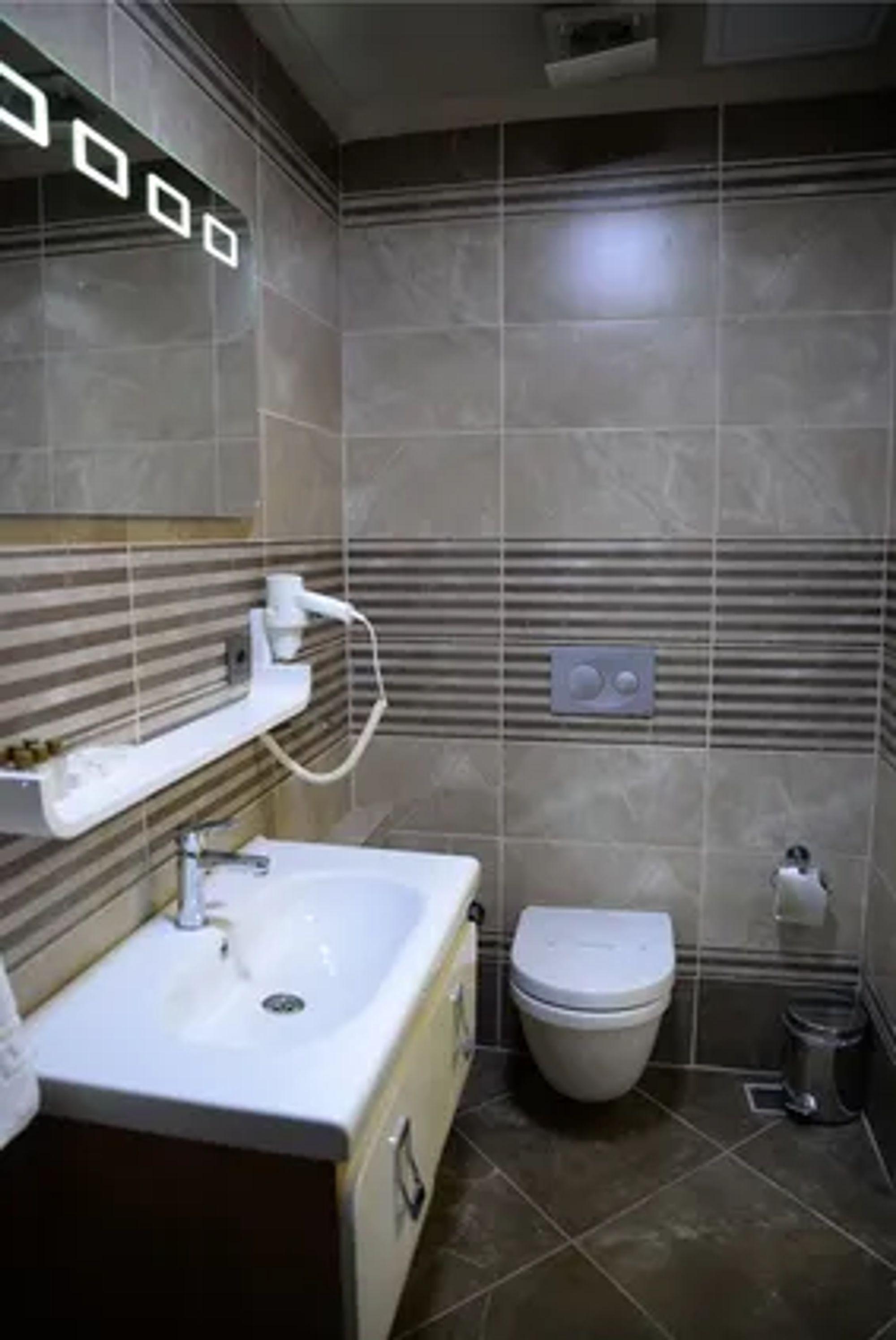 Ferman Apart Hotel Sisli Harbiye Exterior foto